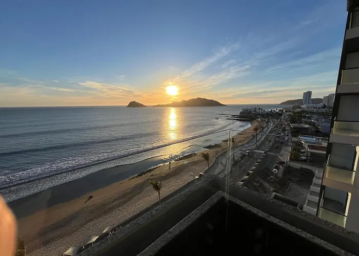 Malecon De Mazatlan 9